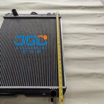 KX161-3 หม้อน้ำถังเก็บน้ำ Assy RD41142300