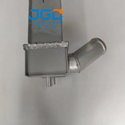 สำหรับชิ้นส่วนอะไหล่รถขุดระบบระบายความร้อนเครื่องยนต์ PC130-7 Excavator Booster Intercooler
