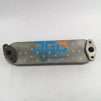 ชิ้นส่วนเครื่องยนต์ดีเซลรถขุด 8DC9 เครื่องจักรก่อสร้าง ME093788 แกนคูลเลอร์น้ำมัน