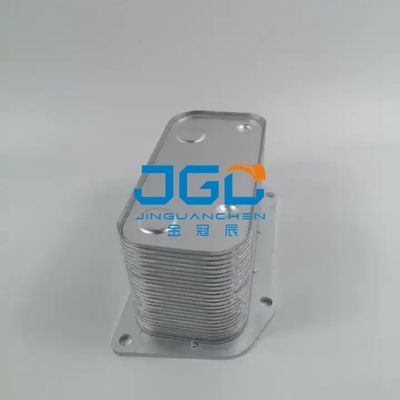EC210B Excavator Components ดีเซลคูลเลอร์คอร์ 04252961 การรวมระบบทำความเย็น