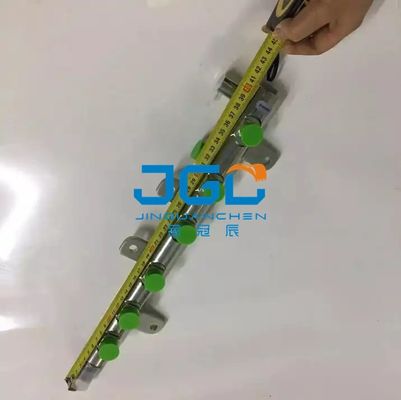 PC200-8 PC220-8 ท่อหัวฉีดท่อคอมมอนเรล 6754-71-1210 อุปกรณ์ขุด
