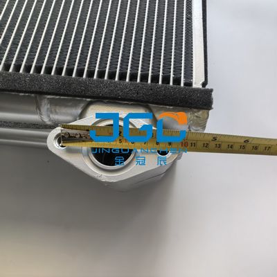 SK350-8 เครื่องทำความเย็นน้ำมันไฮดรอลิก LC05P00043S002 LC05P00043S034 อุปกรณ์ขุด