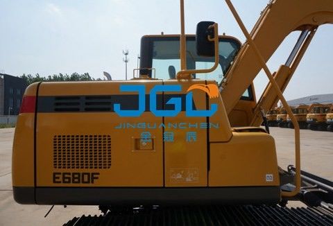 E680F 675F รถขุดด้านหน้าและด้านหลังกระจกหน้าซ้ายและขวากระจกหน้าต่าง