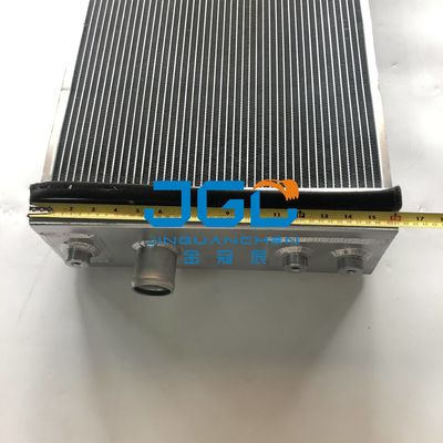 PCD155AX-6 หม้อน้ำถังน้ำรถขุดชิ้นส่วนเครื่องจักรก่อสร้าง