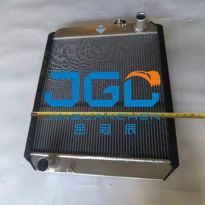 ชิ้นส่วนเครื่องจักรก่อสร้าง PC60-7 แรเดียเตอร์ถังน้ํา 201-03-71111 ชิ้นส่วนเครื่องขุด