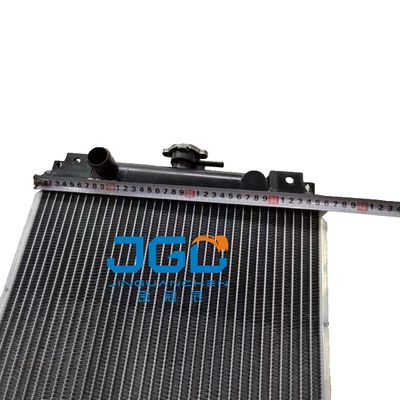 PC40-8 PC50-8 PC35-8 PC30-8 เครื่องเรเดียเตอร์เครื่องขุด 20T-03-81111