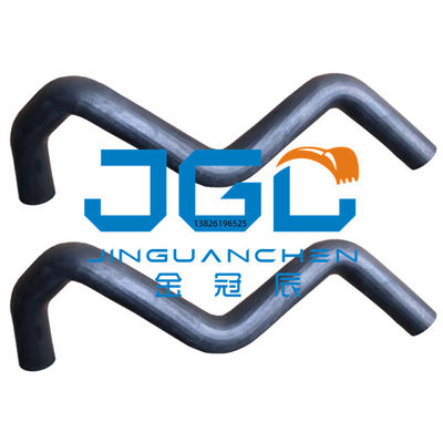 ท่อน้ำหม้อน้ำขนาดกลางสำหรับรถขุด ZAXIS240 250 200 210-3 4636848 3104768
