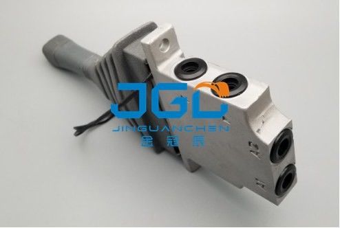 เครื่องขุด Joystick Pilot Valve Handle ส่วนไฮดรอลิก 100% สําหรับบูลโดเซอร์