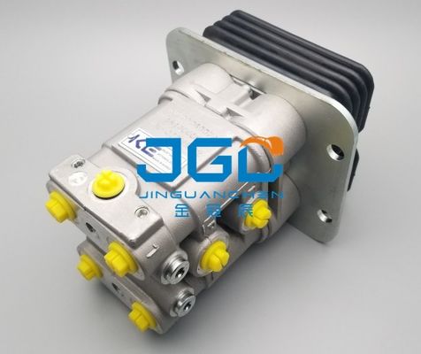 อุปกรณ์ขุดเครื่อง Hydraulic spare part Foot Pedal Valve สําหรับเครื่องขุด E320 E323 E325 C D E329 E330 E336 C D E345 E349 C D