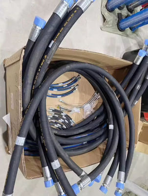 ท่อไฮดรอลิก CAT320/323/326/336/330/345/374 545563757546 ส่วนไฮดรอลิกของเครื่องขุด