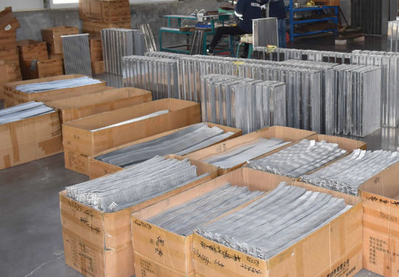 อุปกรณ์เรเดียเตอร์เครื่องขุด PC60-7 คุณภาพสูง สําหรับเครื่องขุด การใช้งานด้านวิศวกรรม