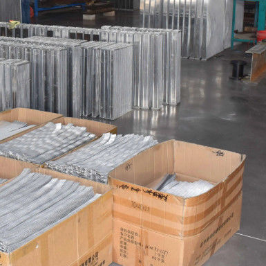 การใช้งานด้านวิศวกรรม อุปกรณ์เรดิเอเตอร์คุณภาพสูง PC228U ส่วนเครื่องขุด