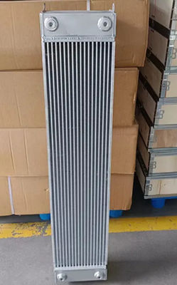 ZAX330-3 ZAX350-3 ZAX360-3 ZAX400-3 อินเตอร์คูลเลอร์ ชาร์จอากาศเย็น 4649914 สําหรับเครื่องขุด