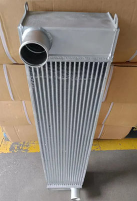 ZAX330-3 ZAX350-3 ZAX360-3 ZAX400-3 อินเตอร์คูลเลอร์ ชาร์จอากาศเย็น 4649914 สําหรับเครื่องขุด