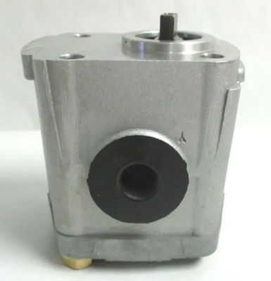 67980-36100 OEM ปั๊มไฮดรอลิก D722 D782 GPO-100 สําหรับเครื่องขุดเครื่องจักรกลเครื่องยนต์