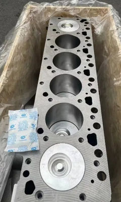 6D102 เครื่องยนต์ดีเซล ประกอบกลมกลาง เหมาะสําหรับเครื่องขุด PC200-7