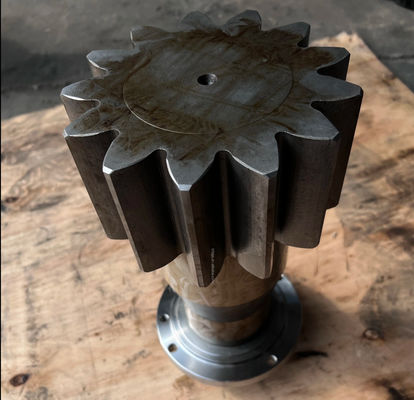 เครื่องจักรกลก่อสร้างชิ้นส่วน อุปกรณ์เกียร์ชัฟท์สําหรับ ZX200-3 Excavator Swing Motor Shaft