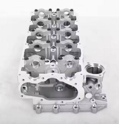 ใหม่ 4JJ1 กล่องหัวประกอบกับวาล์ว ISUZU Excavator สร้างเครื่องจักรส่วน