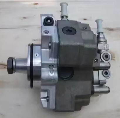 PC200-8 PC220-8 PC300-8 เครื่องขุด SAA6D107E อะไหล่เครื่องยนต์ ปั๊มเชื้อเพลิง Assy 6754-71-1012