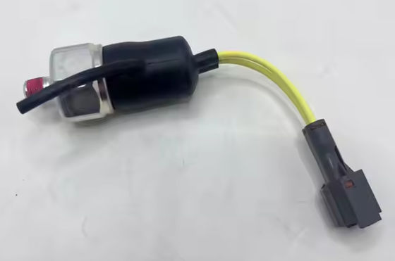 1-82410170-1 เซ็นเซอร์ความดันน้ํามัน สําหรับเครื่องยนต์ 6HK1 ZX300 Sany 305 335 Excavator