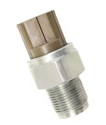 4HK1 6HK1 เครื่องยนต์ SK200-8 Excavator เครื่องตรวจความดันน้ํามันรถไฟทั่วไป 4990006131 499000-6131 4332040