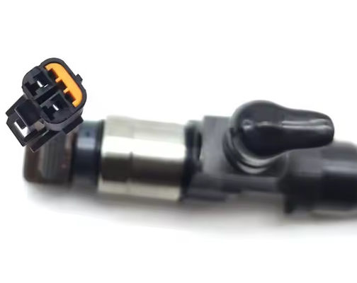 หัวฉีดน้ำมันเชื้อเพลิงคอมมอนเรล เครื่องยนต์ J08E สำหรับรถขุด SK330-8 SK350-8 095000-6593 0950006593