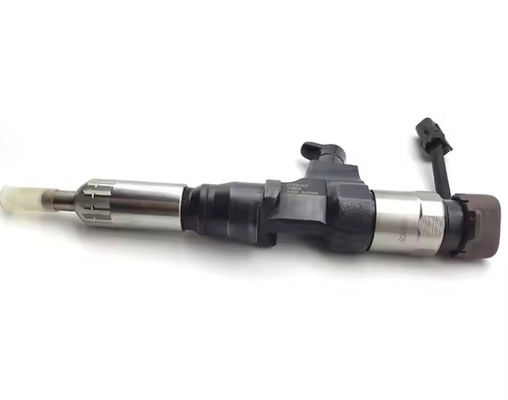 หัวฉีดน้ำมันเชื้อเพลิงคอมมอนเรล เครื่องยนต์ J08E สำหรับรถขุด SK330-8 SK350-8 095000-6593 0950006593