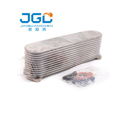 H06C Excavator Oil Cooler Core ชิ้นส่วนเครื่องยนต์ดีเซล Intercooler