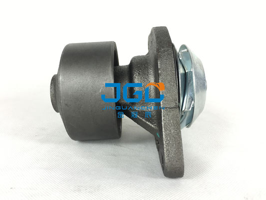 6735-61-1500 ชิ้นส่วนเครื่องยนต์รถขุด PC200-6 6D102 ปั๊มน้ำ